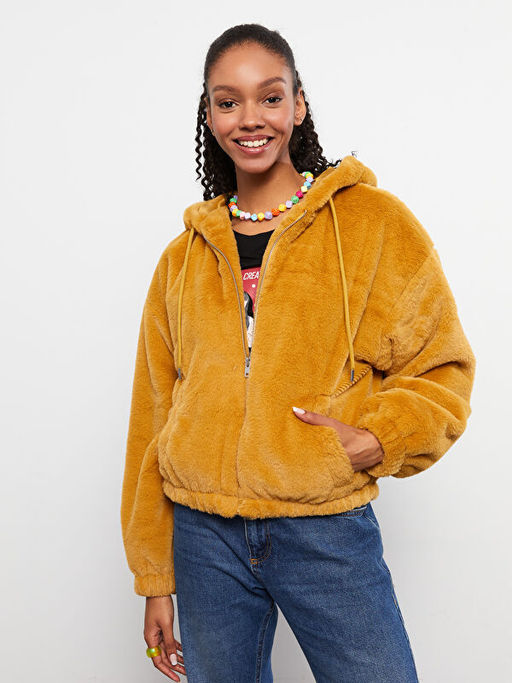 Kap??onlu Kad?n Pel?? Mont