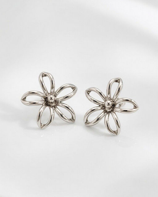 Стильные серьги