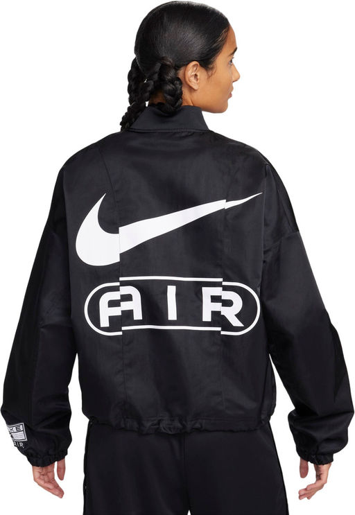 Ветровка женская