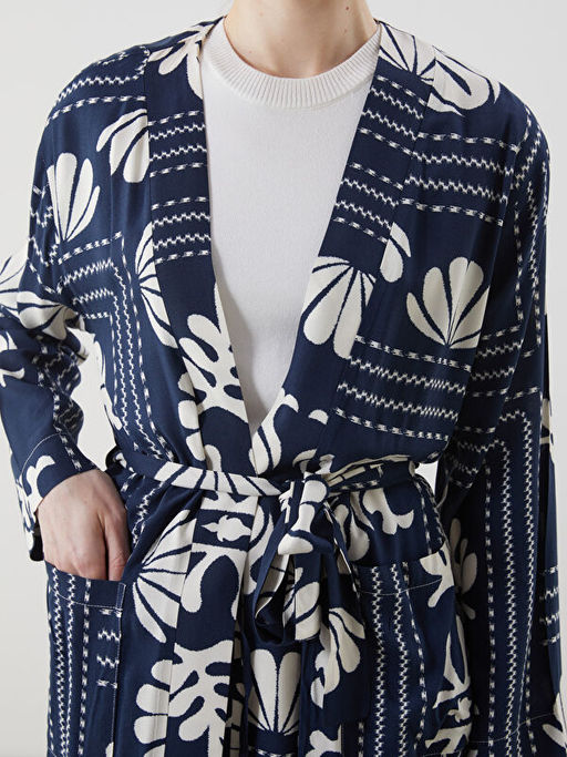 ?al Yaka Desenli Oversize Kad?n Kimono