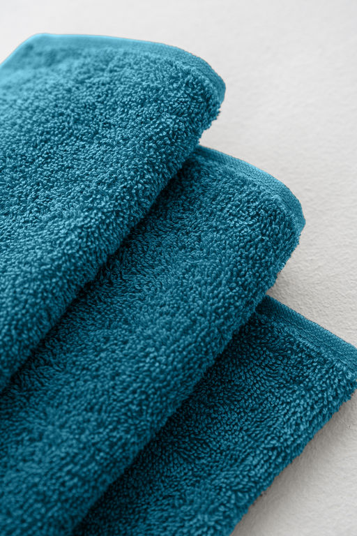 Полотенце махровое банное большое Софатекс 70 * 140 для ванной и бани bs