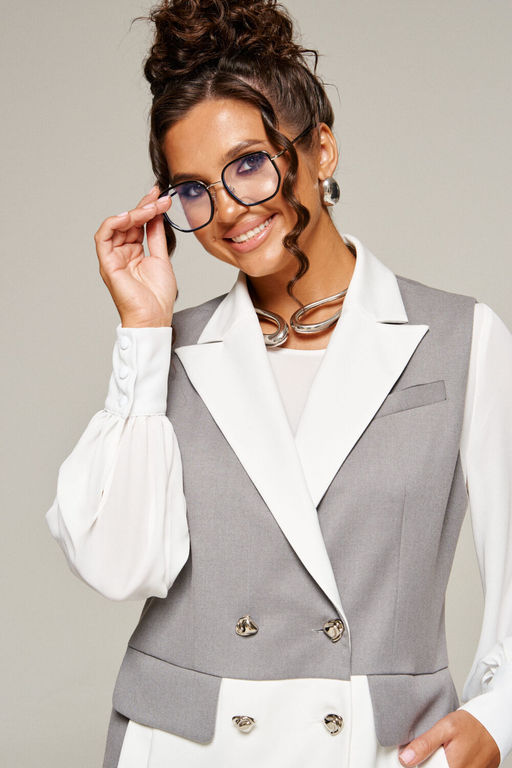 Костюм Beautiful Free 6374 молочно-серый