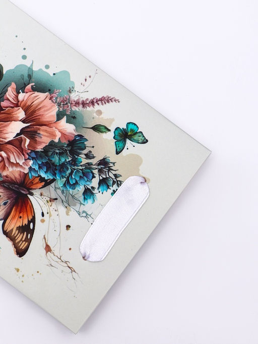 Цена за 2 шт. Пакет подарочный вертикальный Большие бабочки, S 12?15?5.5 см