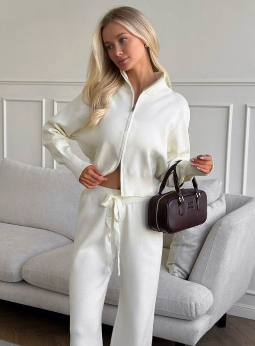 K13040 Костюм: брюки и джемпер (вязаный трикотаж) СЛИВКИ