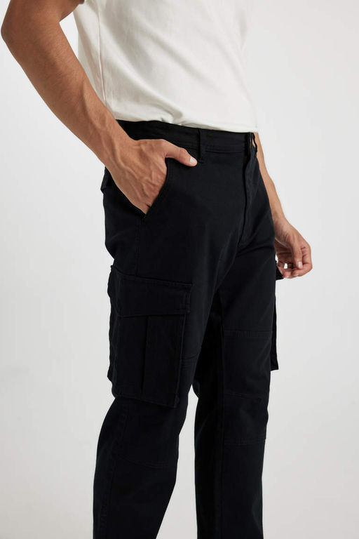 Широкая посадка по фигуре Широкая посадка с нормальной талией Широкие брюки-карго с карманами - Defacto фото 6