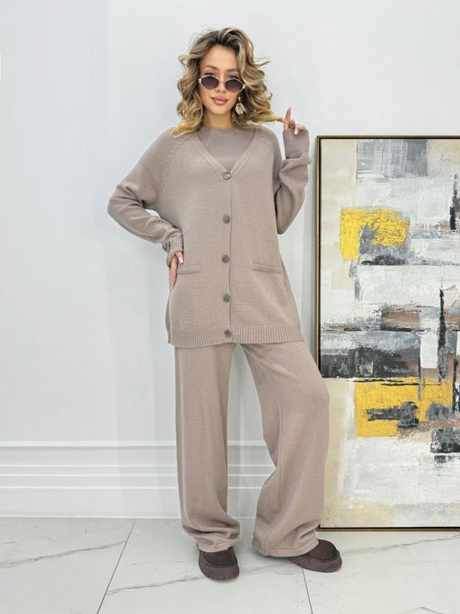 Костюм тройка