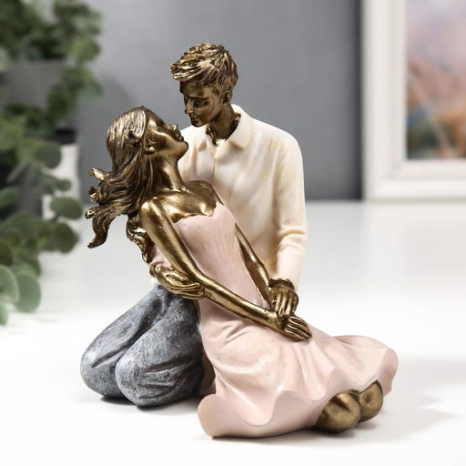 Фигурка полистоун «Влюблённая пара: близость», 14×10×12 см