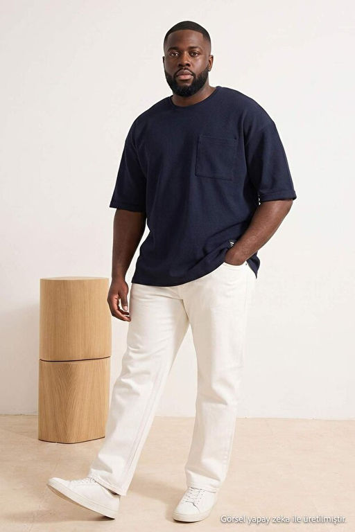 Lacivert Oversize/Geni_ Kesim Bisiklet Yaka Basic B_y_k Beden T-Shirt TMNSS25BF00000 - Trendyolmilla фото 2