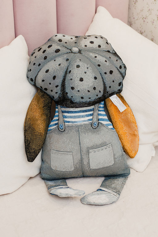 Подушка игрушка Шкодник 30*37