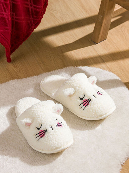 Hayvan Nak??l? Pel?? Kad?n Ev Terli?i