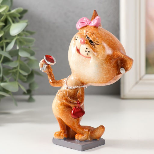 Цена за 2 шт. Фигурка полистоун лак «Кошечка с бокалом», 8.3×6.2×13.8 см
