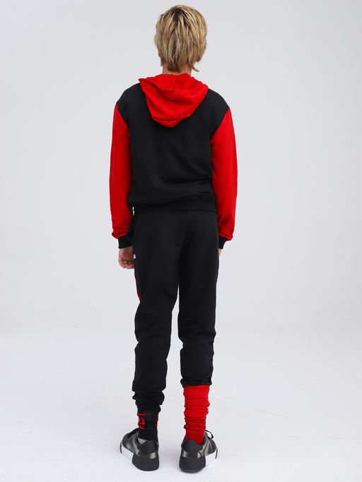 Костюм спортивный