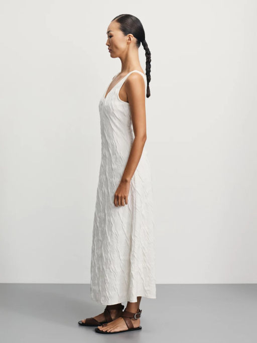 Фактурное платье прилегающего кроя / Zarina  фото 4