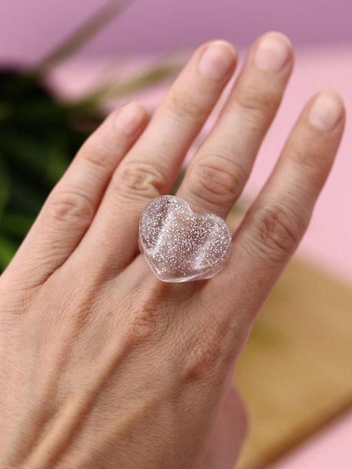 Кольцо акриловое GIRLY "White heart", white (d=1,7 см)