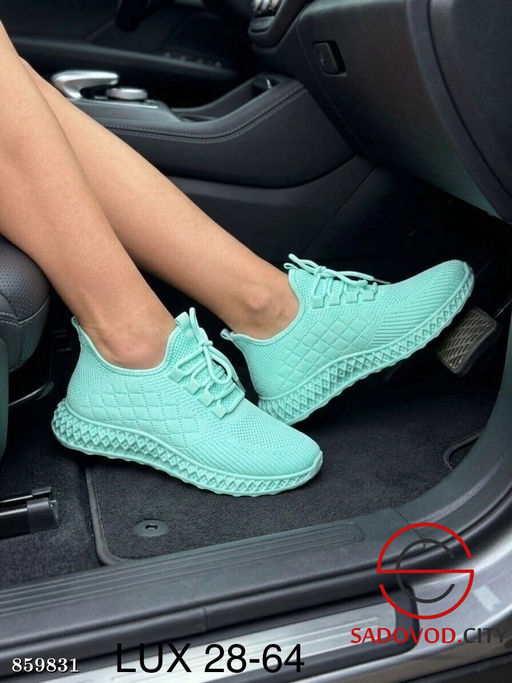 Кроссовки женские весенние