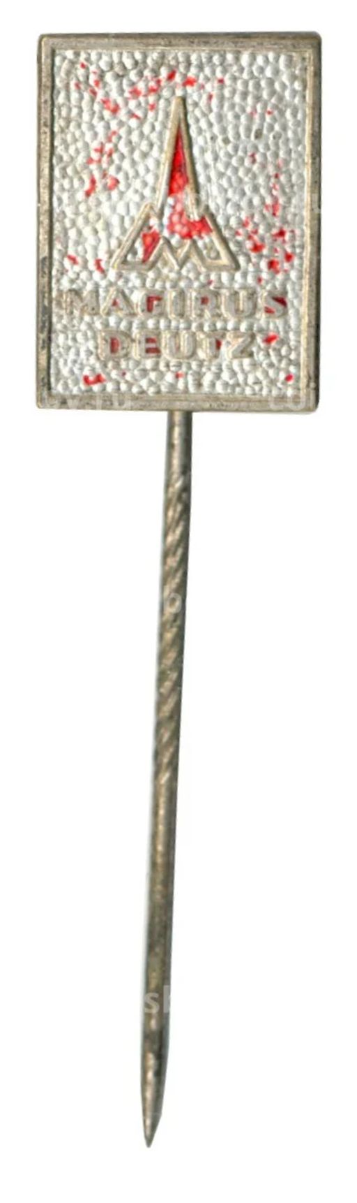 Значок рекламный Magirus Deutz (Германия)