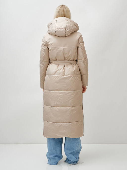 Пальто утепленное стеганное зимнее с капюшоном женское бежевого цвета 9605B - Mtforce фото 13