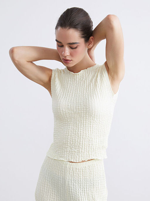 Bisiklet Yaka Dokulu Bluz