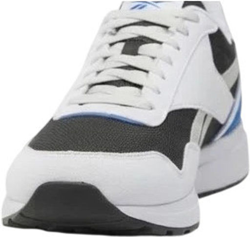 Кроссовки взрослые