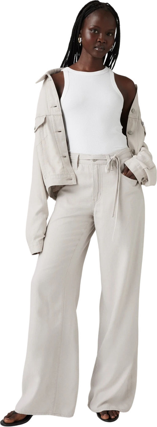 Джинсы женские