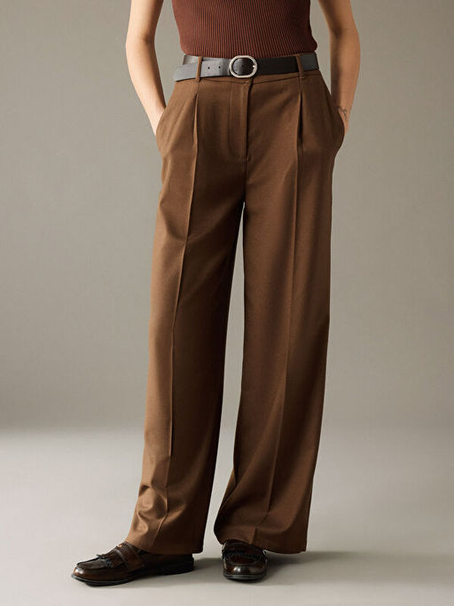 Beli Kemerli Geni? Pa?a Kad?n Pantolon