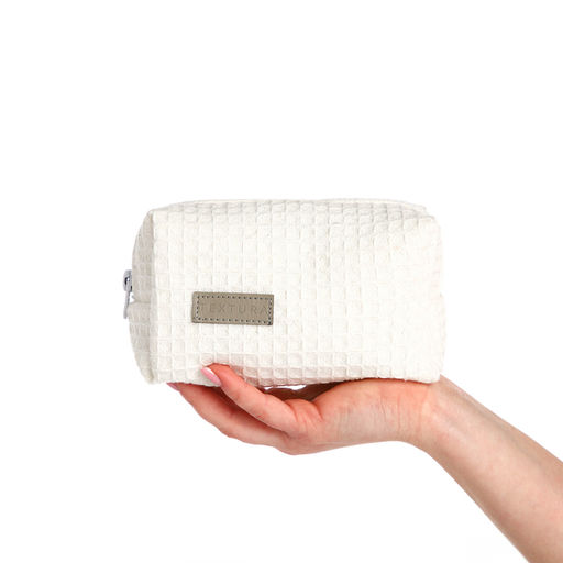 Косметичка женская на молнии TEXTURA, объёмная, маленькая, вафельная текстура, мягкая, белая  фото 10