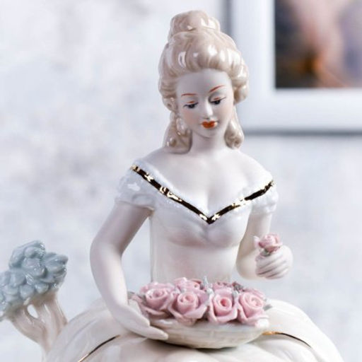 Статуэтка Дама с цветами 23 см / HP3156 /уп 18/ - Галеонтрейд фото 4