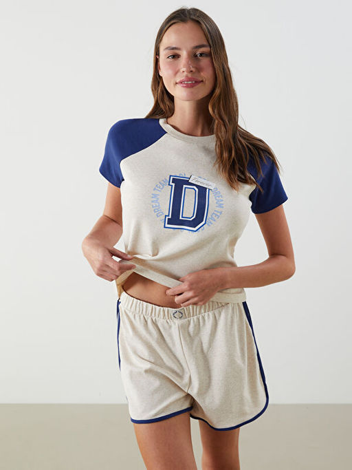 Bisiklet Yaka Bask?l? Kad?n ?ortlu Pijama Tak?m?