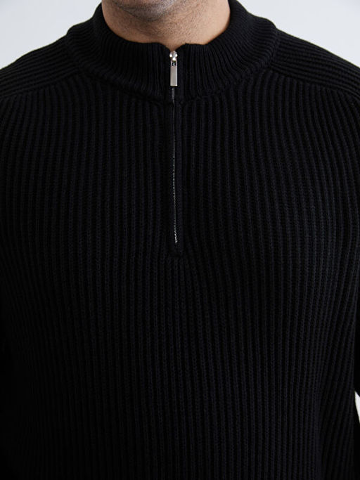 B?y?k Beden Dik Yaka Erkek Triko Kazak