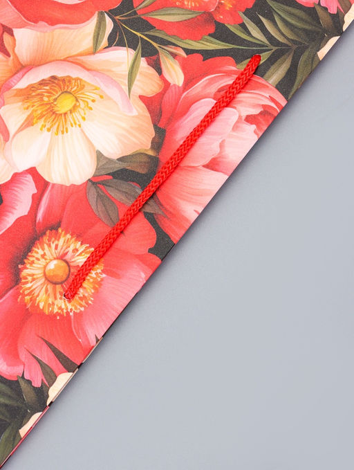 Цена за 2 шт. Пакет подарочный ламинированный Цветочная эстетика 33?42.5?10 см