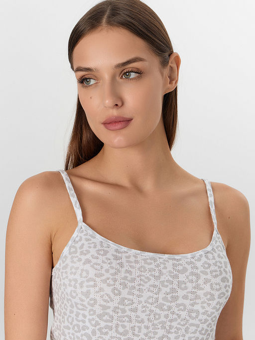 КОМПЛЕКТ ЖЕНСКИЙ (ТОП, ШОРТЫ) - Mark formelle фото 3