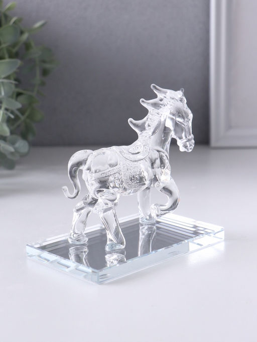 Фигурка стекло «Скачущий конь», 9.5×5.8×10 см