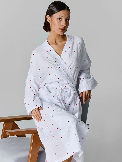 Халат женский белый с принтом в сердечко - Mark formelle фото 4