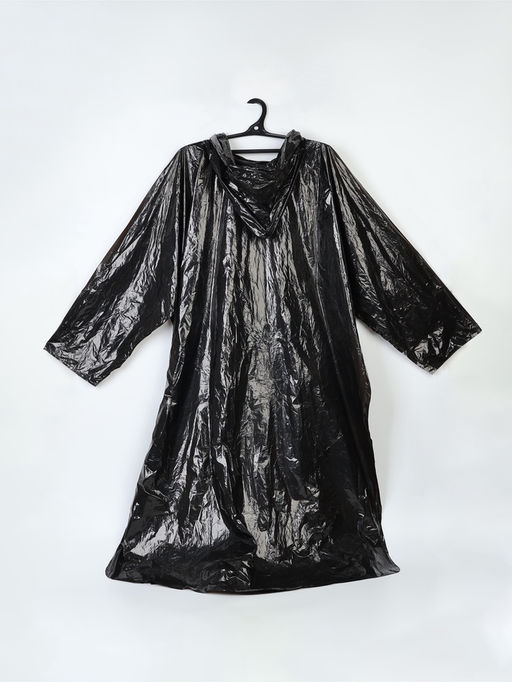 Цена за 2 шт. Детский дождевик-брелок "Привет, дождь", цвет черный