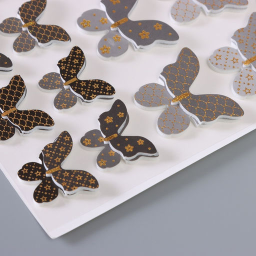 Наклейка интерьерная PVC Рой бабочек, монохром, 26?15.5 см