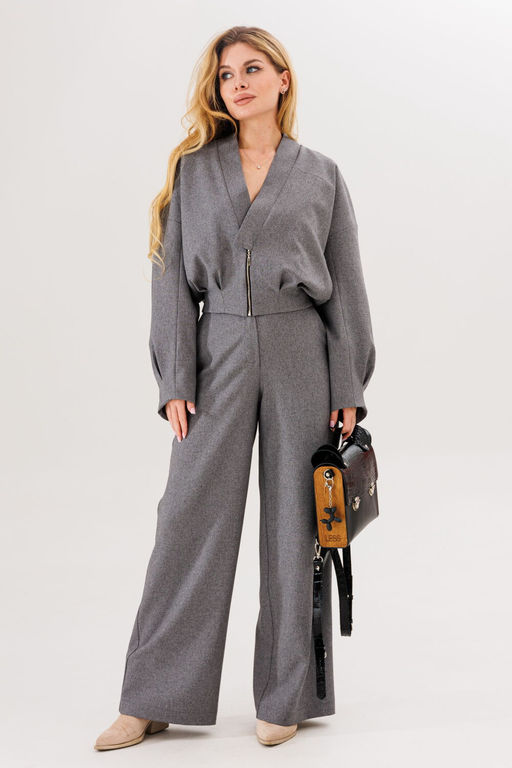 Костюм AmberA 2019 серый