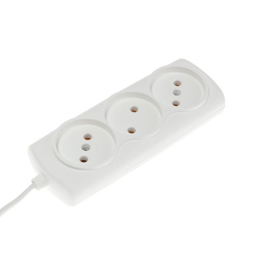 Цена за 2 шт. Удлинитель Luazon Lighting ECO, 3 розетки, 1.5 м, 6 А, 1300 Вт, ШВВП 2×0.75 мм2, без заземления, белый
