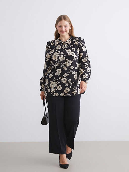 Ba?lamal? Yaka Desenli Bluz