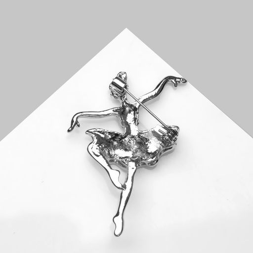 Брошь «Балерина», цветная в серебре