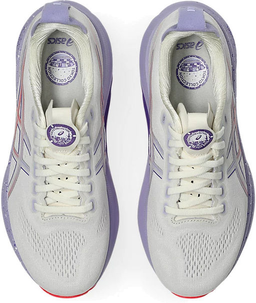 Кроссовки женские