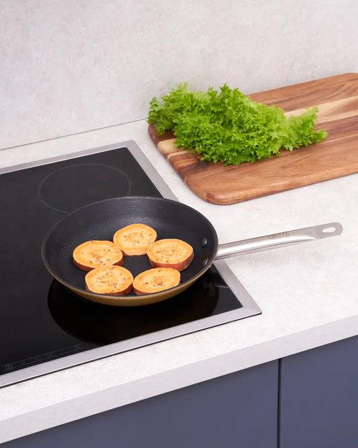 2143 GIPFEL Сковорода Select Orange 24х4,5см, облегчённый чугун, нерж.сталь 18/0, Ilag. Цвет: жёлтый