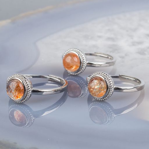 Кольцо с Солнечным камнем от 17,5р.