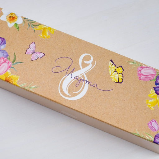 Цена за 5 шт. Коробка для макарун, кондитерская упаковка, 8 марта 18?5.5?5.5 см