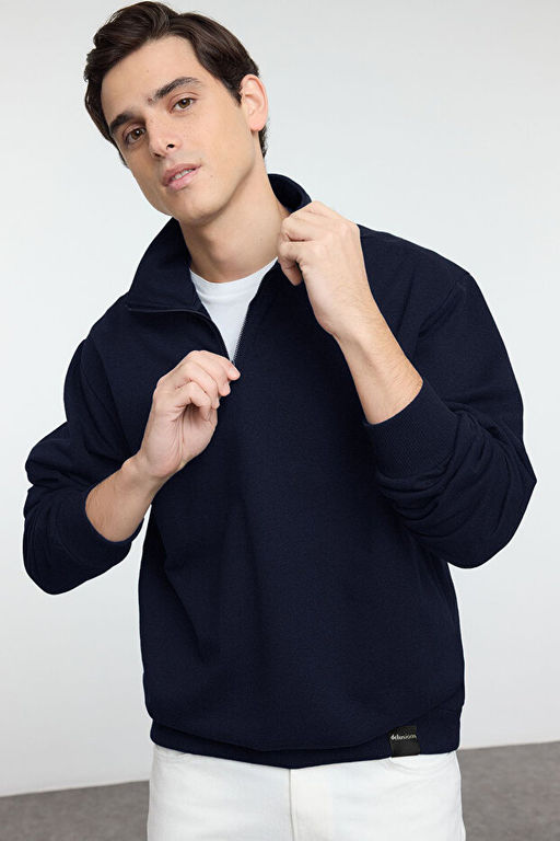 Lacivert Oversize/Geni_ Kesim Dik Yaka Fermuarl_ Etiketli __i Polarl_ Sweatshirt TMNAW25SW00168 - Trendyolmilla фото 2