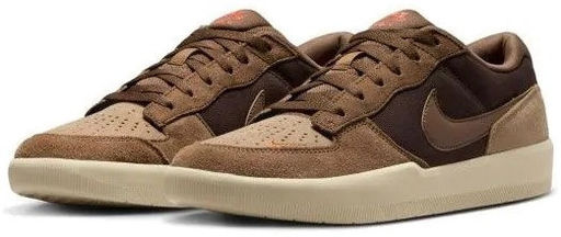 Кроссовки взрослые