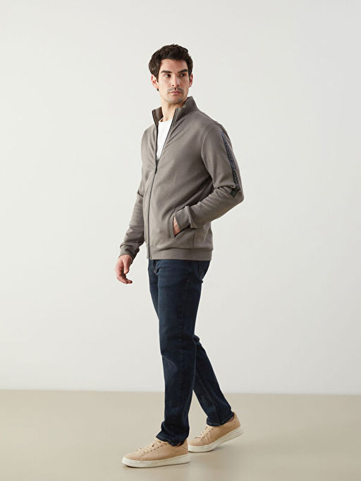 Dik Yaka Erkek Sweatshirt
