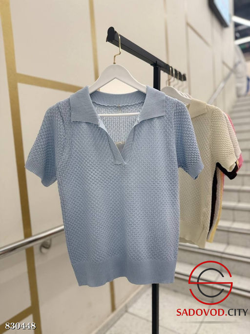 Футболка поло с V-вырезом