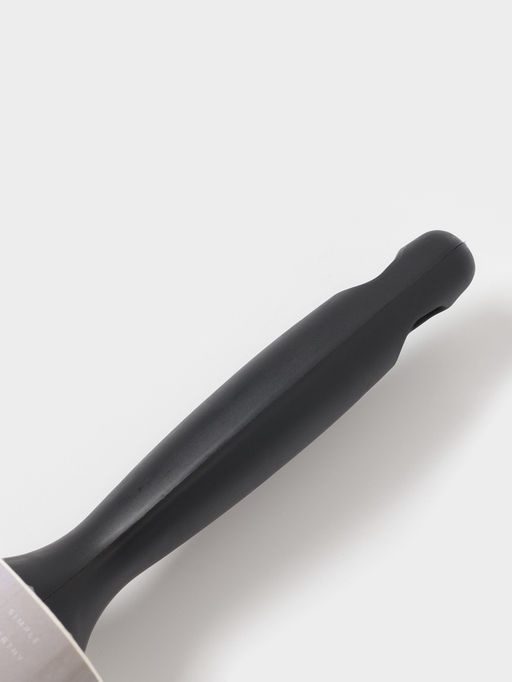 Цена за 2 шт. Ролик для чистки одежды LaDom, 60 листов, втулка 3.5×10 см, винтовая намотка