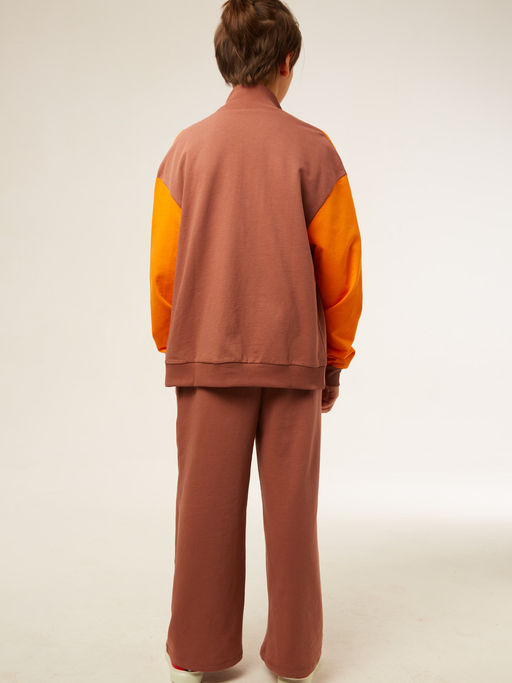 Костюм спортивный