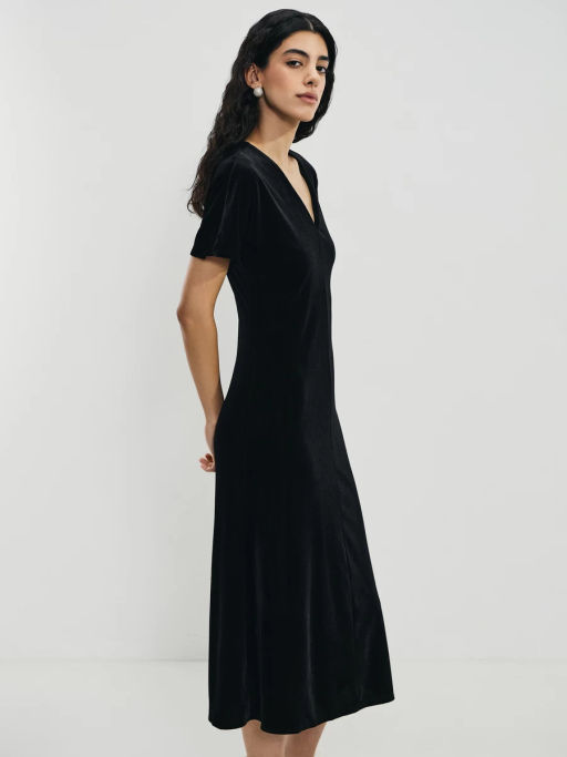 Платье миди из бархата / Zarina